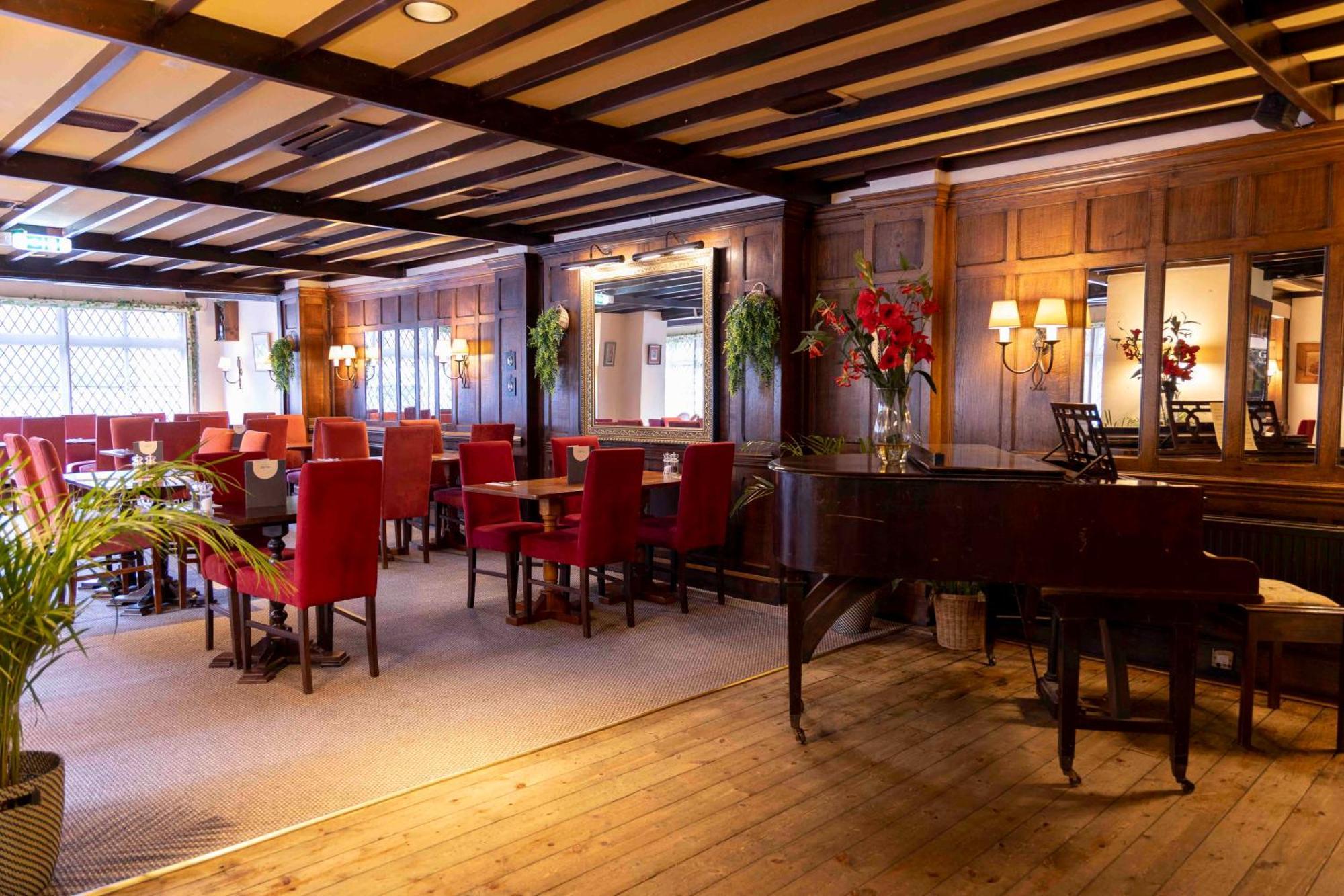 Roebuck By Greene King Inns Forest Row Buitenkant foto